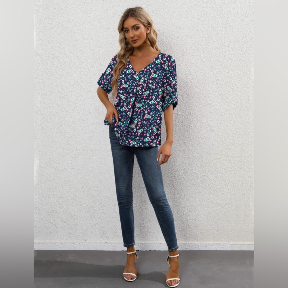 Women's V Neck 3/4 Sleeve Chiffon Casual  Blouse * Sz L * Brand New w/ Tags - Picture 2 of 9